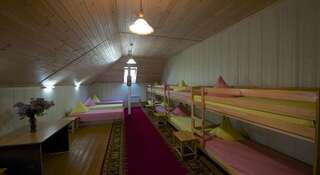 Гостиница Иерусалимская Лукино Односпальная кровать в общем номере с 10 кроватями-6